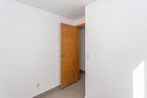 Image 11 - 897296