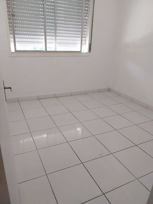 Image 3 - 897298