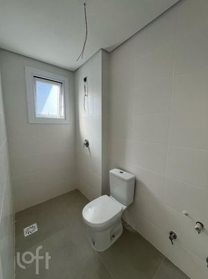 Image 3 - 897303