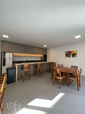 Image 31 - 897303