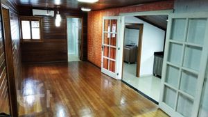 Image 6 - 897304