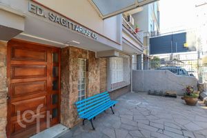 Image 37 - 897306