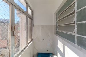 Image 26 - 897306