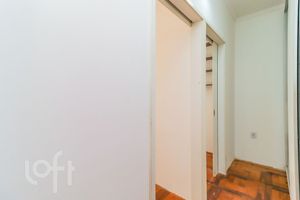 Image 11 - 897306