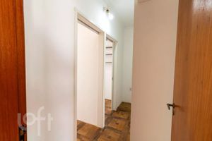 Image 8 - 897306