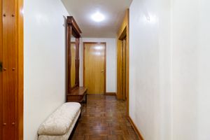 Image 21 - 897326
