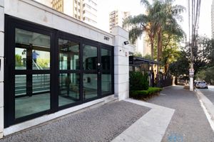 Image 31 - 897326