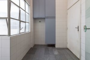 Image 6 - 897343