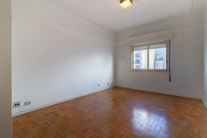 Image 11 - 897343