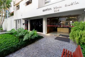 Image 31 - 897343