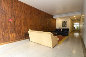 Image 32 - 897343
