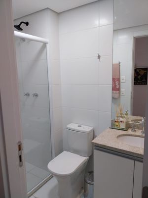 Image 8 - 897346