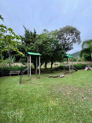 Image 8 - 897367