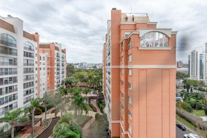 Image 16 - 897413