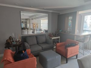 Image 4 - 897413