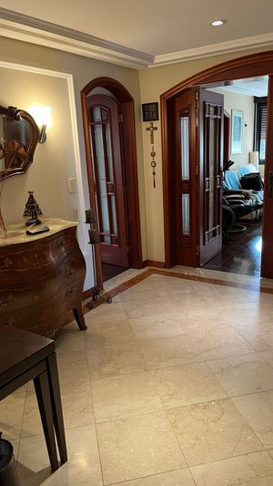 Image 17 - 897415