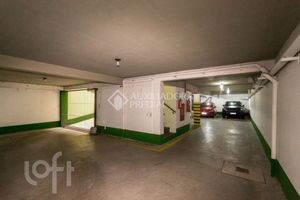 Image 17 - 897417