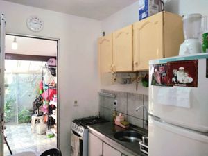 Image 1 - 897418