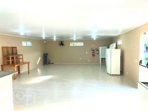 Image 12 - 897418