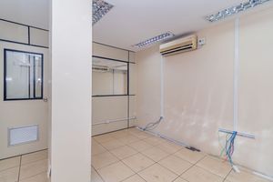 Image 39 - 897422