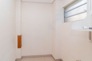 Image 125 - 897422