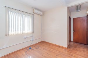 Image 158 - 897422