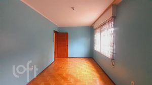 Image 4 - 897423