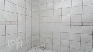 Image 17 - 897426