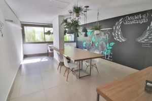 Image 9 - 897427