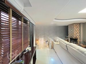 Image 22 - 897428