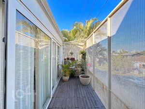 Image 82 - 897428