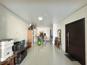 Image 44 - 897428