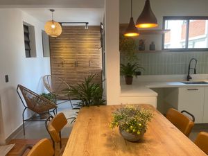 Image 1 - 897429