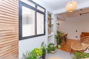 Image 3 - 897429