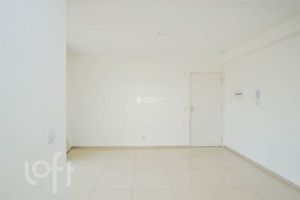 Image 1 - 897433