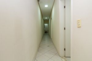 Image 13 - 897440
