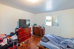 Image 18 - 897446