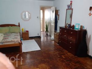 Image 6 - 897446