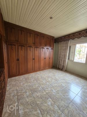 Image 7 - 897455