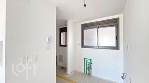 Image 66 - 897456