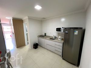 Image 1 - 897461