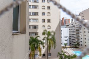 Image 16 - 897473