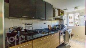 Image 19 - 897475