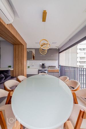 Image 4 - 897477