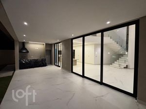 Image 8 - 897485