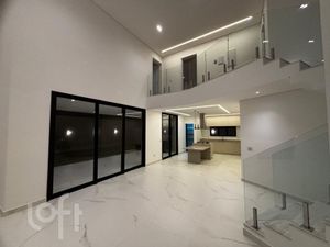 Image 4 - 897485