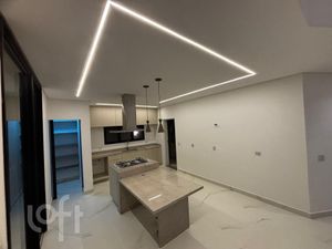 Image 10 - 897485