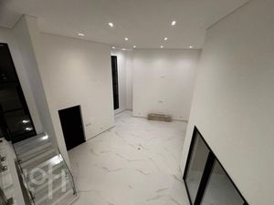 Image 19 - 897485