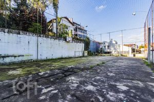 Image 67 - 897490
