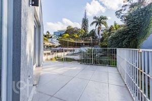 Image 63 - 897490